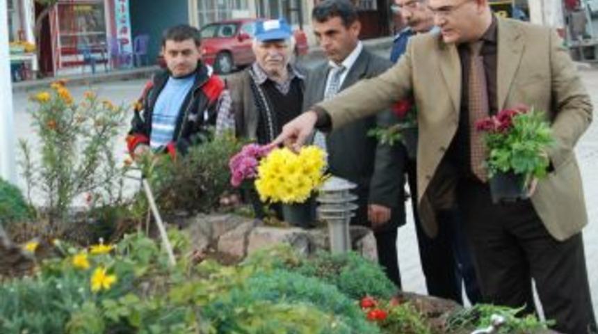 Çakıt çayı çöpten kurtuluyor, rafting keyfi başlıyor