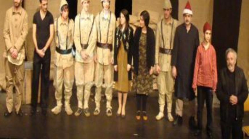 Bağcılar Tiyatro Okulu yeni öğrencilerini bekliyor