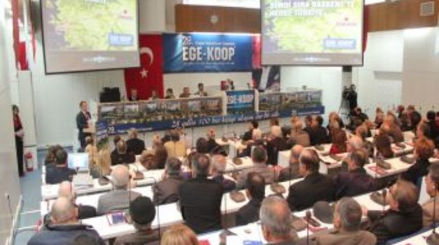 Ege Koop Genel Başkanı Aslan: Belediyeler adeta hara&ccedil; toplar hale geldi