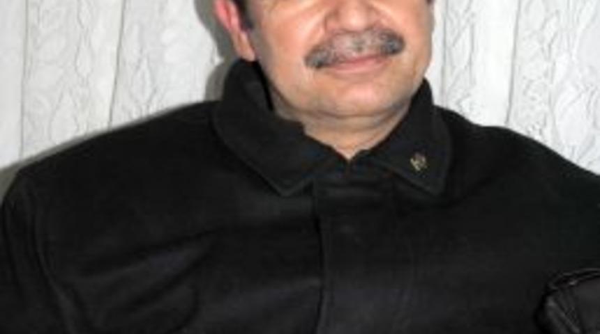 Mekteplioğlu, ilk ziyaretini Beydiğin k&ouml;y&uuml;ne yaptı