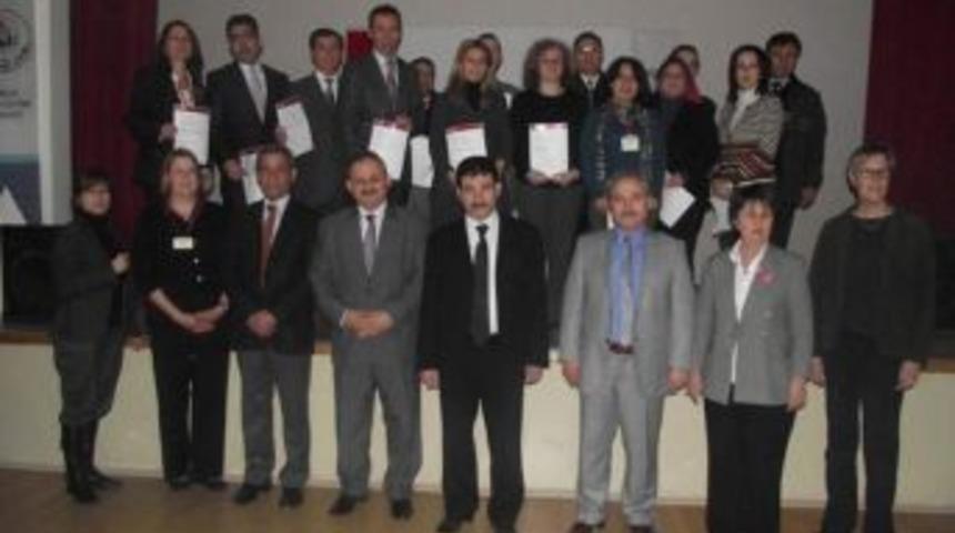 Avrupa Dil Eğitim Semineri'ni tamamlayan &ouml;ğretmenler sertifikalarını aldı