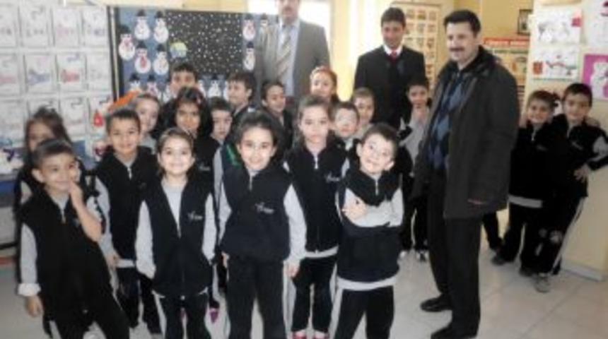 &Ouml;zel Ceyhanlı miniklerden resim sergisi