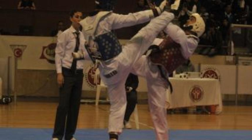 Mamaklı tekvandocular Milli Takım yolcusu