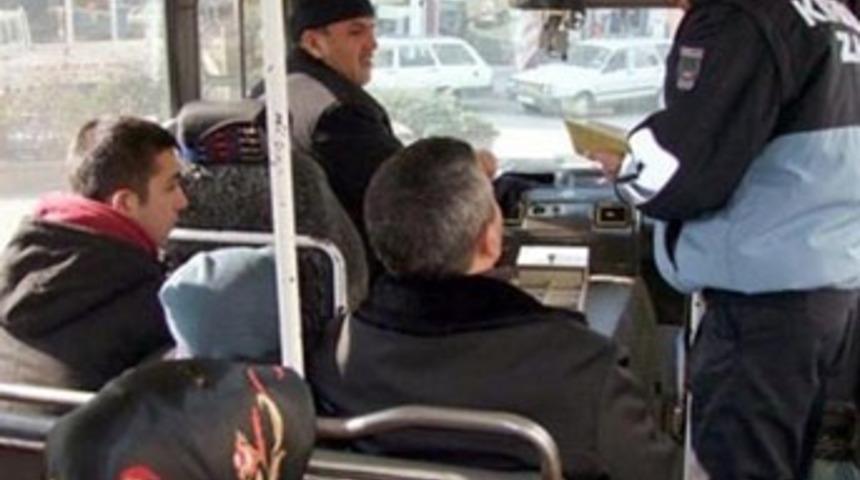 Yolcusunu &uuml;ş&uuml;ten şof&ouml;re 169 lira ceza!