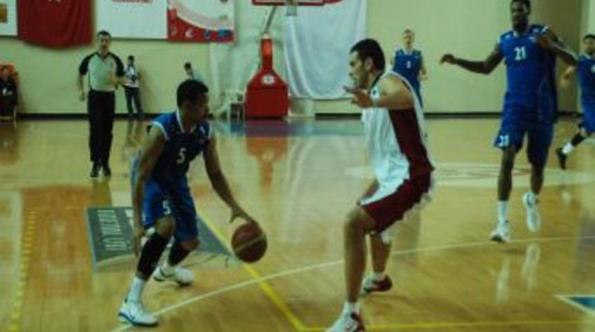 Erdemirspor:83-Antalya B.B: 88