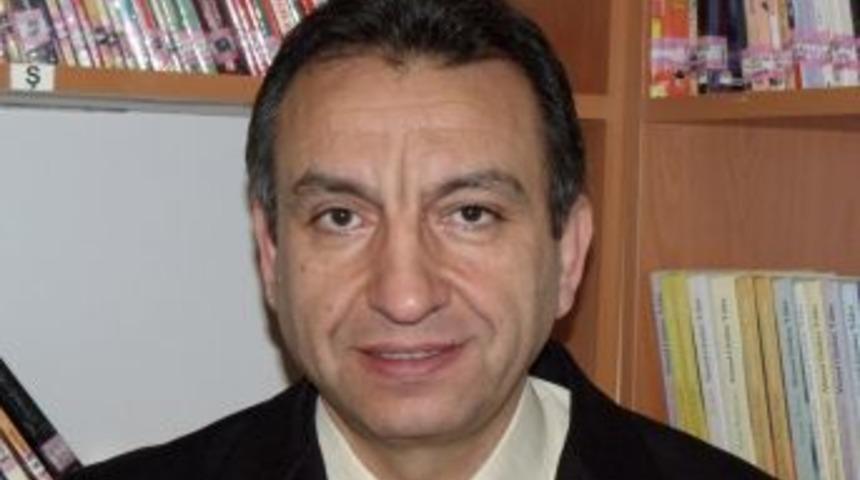 Daha fazla okuyucu i&ccedil;in k&uuml;t&uuml;phaneye &uuml;yelik işlemleri kolaylaştırıldı