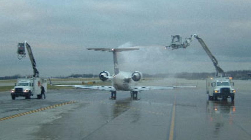 Havalimanında feci kaza