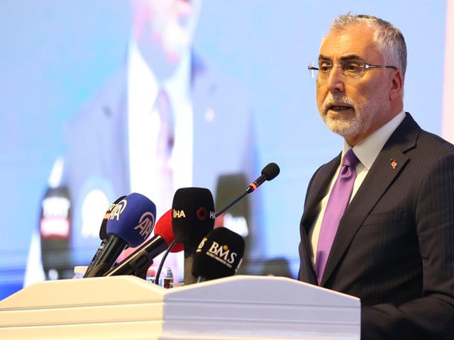 Bakan Işıkhan duyurdu: "Şehit ve gazilerimizin evlatlarına eğitim &ouml;ğretim yardım &ouml;demeleri yarın başlıyor"