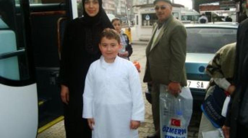 İkinci grup umreciler Alaplı'ya d&ouml;nd&uuml;