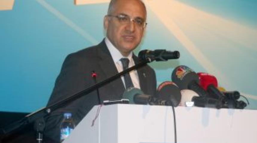 500 milyar dolarlık hedef i&ccedil;in ihracatımızı her yıl y&uuml;zde 12 artırmamız lazım