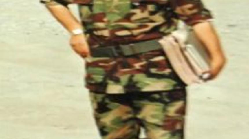 28 Şubat astsubaylıktan pazarcılığa sürükledi