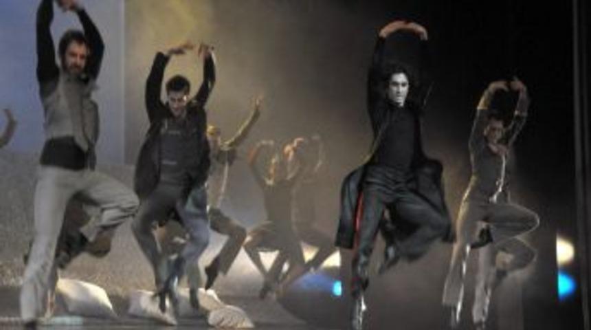 Otella, ilgiyle izlendi