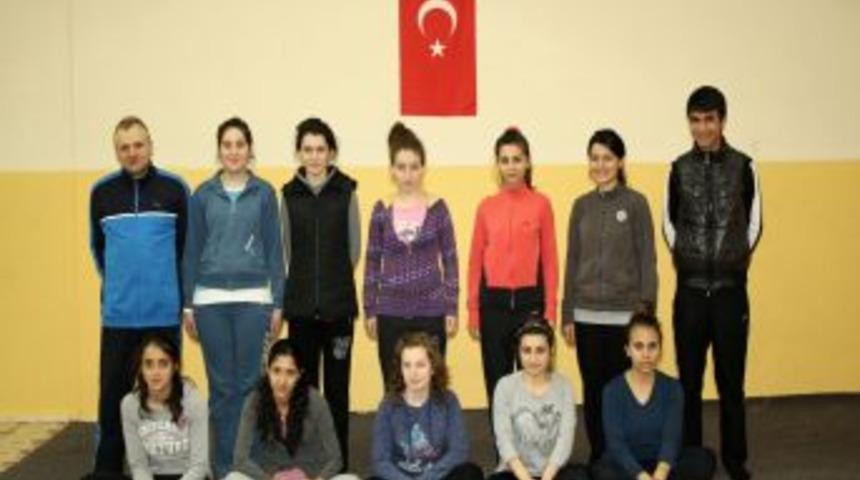 Antren&ouml;r Bektaş: T&uuml;rkiye şampiyonası başarılarının devamını hedefliyoruz