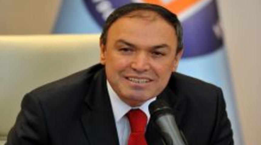 Y&uuml;z nakli yapılan Uğur Acar, pazartesi g&uuml;n&uuml; basının karşısına &ccedil;ıkacak