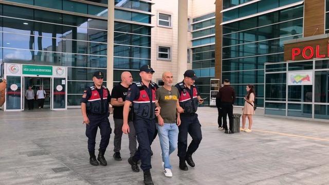 Yönetmen Ezel Akay ve kardeşinin uyuşturucu testleri pozitif çıktı