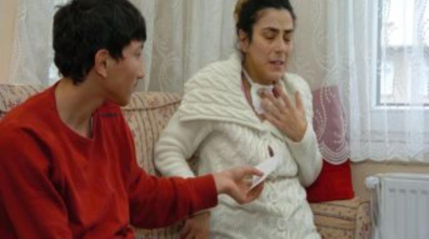 Bir yıldır hortumla besleniyor: Bir kaşık &ccedil;orba i&ccedil;in trilyonlarım olsa verirdim