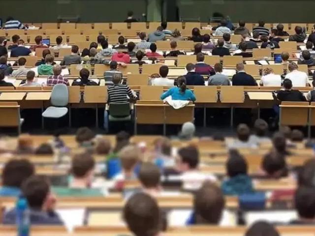 &Ouml;ğrenci affı kapsamında yatay ge&ccedil;işte taban puan d&uuml;zenlemesi
