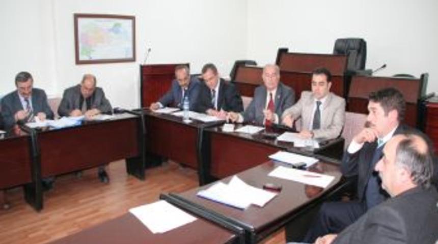 Servis dışı araçlar açık artırma usulü ile satıldı