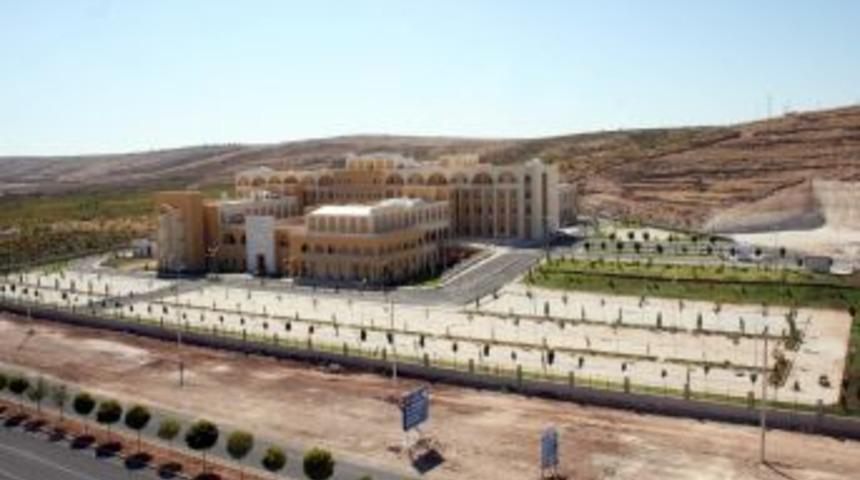 Midyatlılar yeni hastanenin hizmete girmesini istiyor