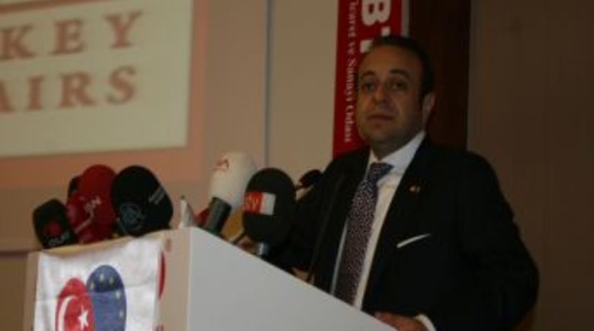 Bağış: Avrupa&rsquo;dakiler kendi kalesine gol atıyor, T&uuml;rkiye timsah y&uuml;r&uuml;y&uuml;ş&uuml; yapıyor