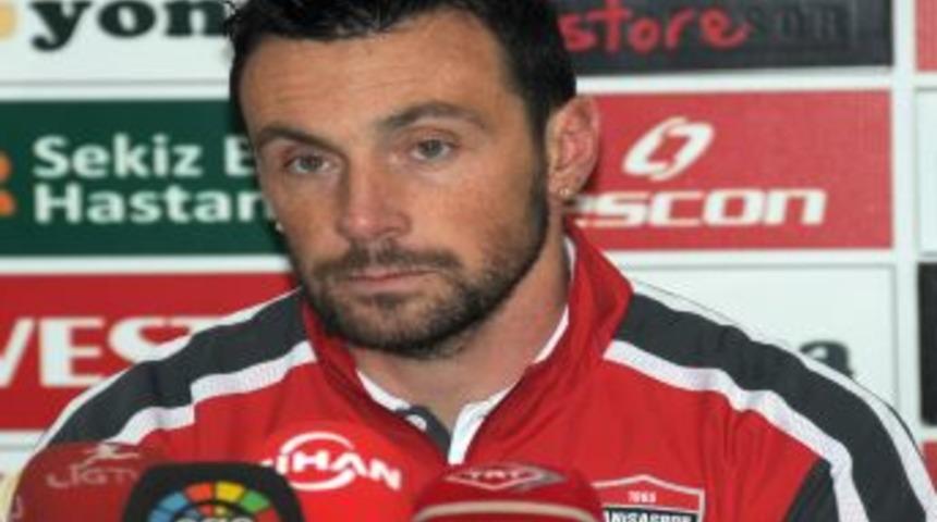 &Ouml;zat: Manisaspor&rsquo;un ligde kalıp kalmamasıyla ilgili en ufak bir sorunu olmayacak