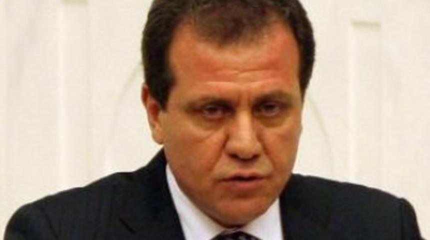 İktidar halktan ka&ccedil;ıyor