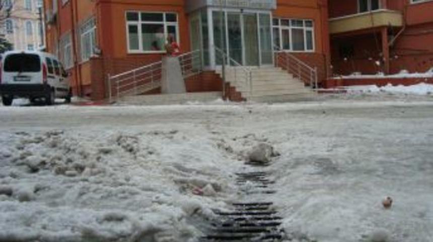 S&uuml;r&uuml;cler &Ccedil;ukur kabusu yaşıyor