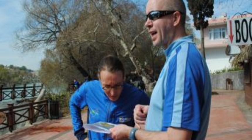 &Uuml;lkelerinde &uuml;ş&uuml;yen İskandinav sporcular Manavgat'ta g&uuml;neşlendi