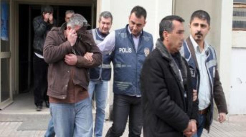 'Binbir surat' İzmir'de yakalandı