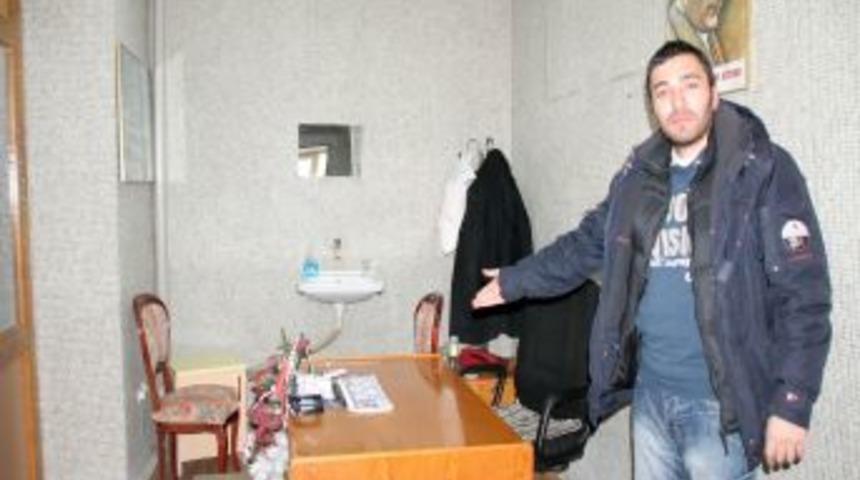 Nikah memurunun c&uuml;bbesi &ccedil;alındı