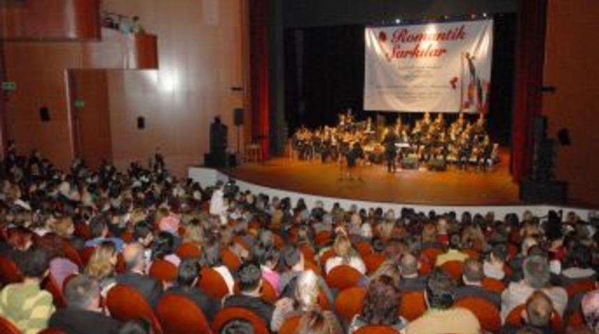 Gen&ccedil;lik Parkı K&uuml;lt&uuml;r Merkezi &uuml;&ccedil; konsere ev sahipliği yapacak