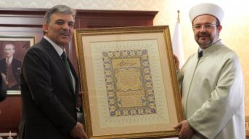 Cumhurbaşkanı G&uuml;l&rsquo;den Mevlit Kandili kutlaması