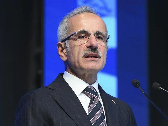 Bakan Uraloğlu'ndan 29 Ekim Cumhuriyet Bayramı'nda &uuml;cretsiz ulaşım a&ccedil;ıklaması