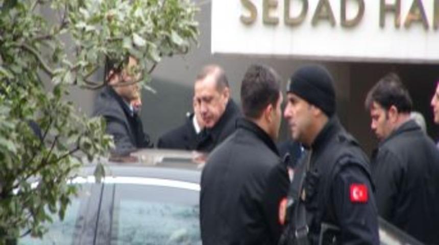 Başbakan, Mimar Sinan &Uuml;niversitesi&rsquo;ni ziyaret etti