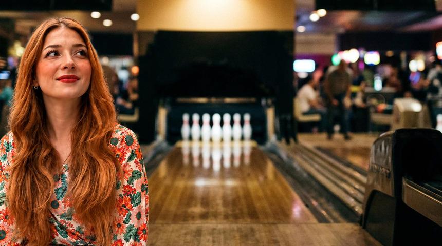 &Ccedil;orum'da korkun&ccedil; olay! Bowling makinesinin &ccedil;arptığı gen&ccedil; kadın hayatını kaybetti