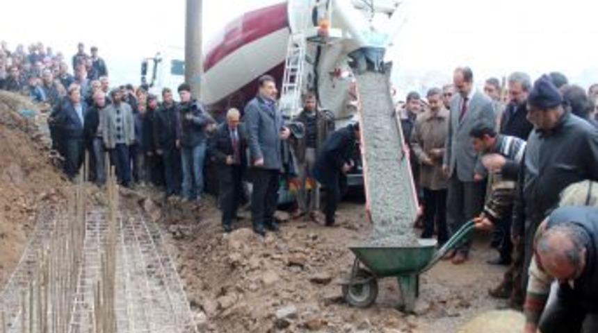 Edremit&rsquo;te Kılı&ccedil;arslan Camisi'nin temeli atıldı