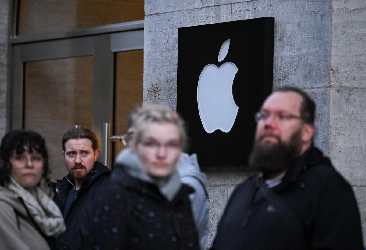 Dünyadan "iPhone Duo" manzaraları! Türkiye fiyatı 230 bin TL den başlıyor 10