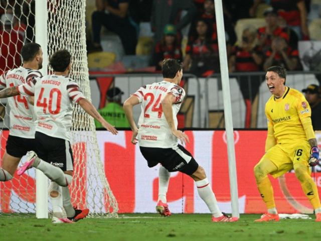 40 yaşında bunu da yaptı! Muslera'dan tarihi performans: Takımı finale b&ouml;yle taşıdı
