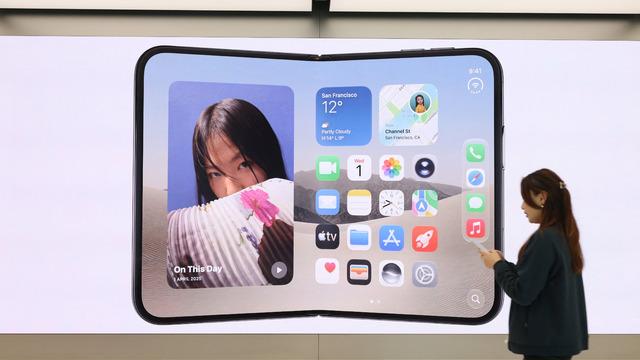 iPhone Duo'ya yoğun talep: Apple'ın sevkiyat hedefini yüzde 44 artırdığı iddia edildi