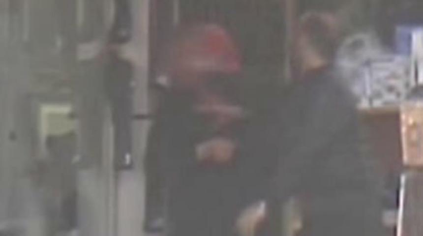 Kadına şiddet mobese kameralarına takıldı