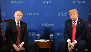 Clinton'dan &ccedil;arpıcı Trump iddiası! 'Putin'in elinde videoları var' diyerek a&ccedil;ıkladı: "D&uuml;nyayı 3'e b&ouml;lecekler"