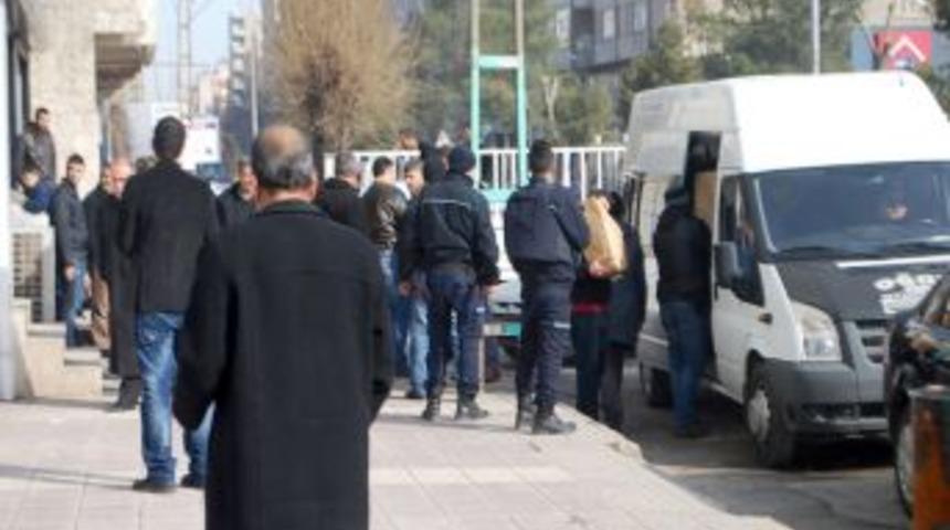 Batman'da KCK operasyonu: 41 kişi g&ouml;zaltına alındı