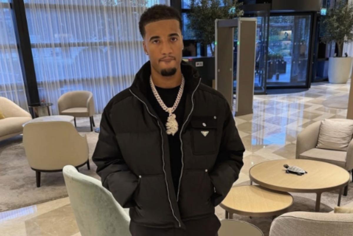 Galatasaray derbisi öncesi Fenerbahçe nin yıldızı Archie Brown dan totem! Saçlarını kestirdi 1