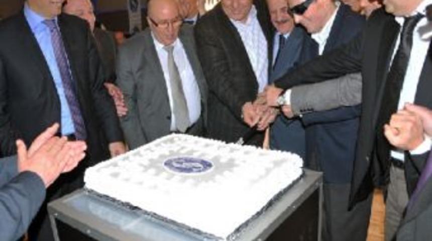 Sarıyerliler, kul&uuml;plerini yalnız bırakmadı