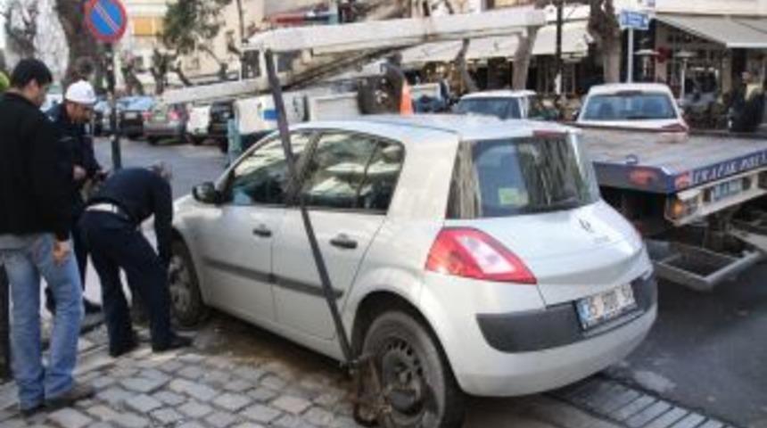 İzmir'deki &ccedil;atışmada yaklaşık 50 kurşun sıkılmış