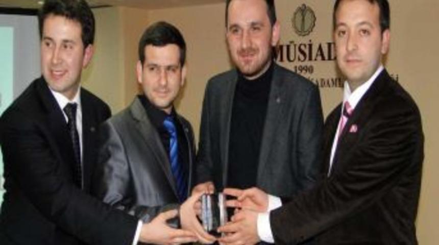 İzmir Gen&ccedil; M&Uuml;SİAD hedeflerini y&uuml;kseltti