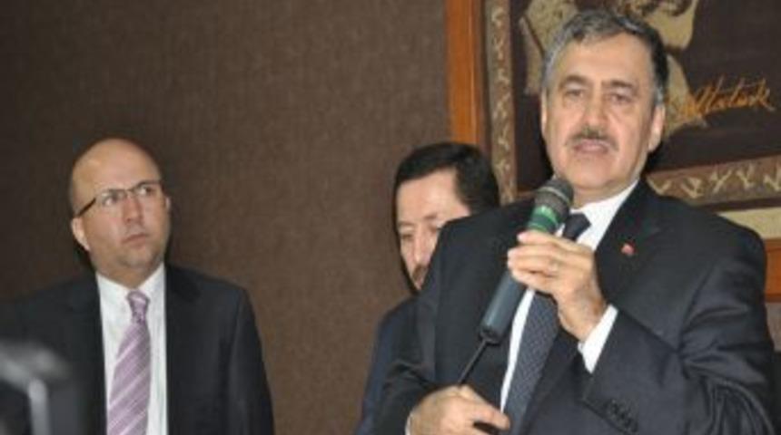 Bakan Eroğlu: Hayvanlara eziyet edenlere ağır cezalar geliyor