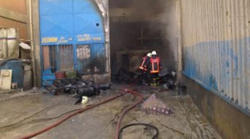 Damadını ziyarete gittiği iş yerindeki yangında &ouml;ld&uuml;