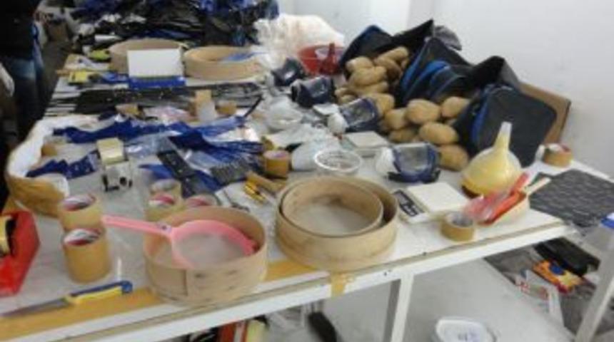 Eroine kemerli kamuflaj