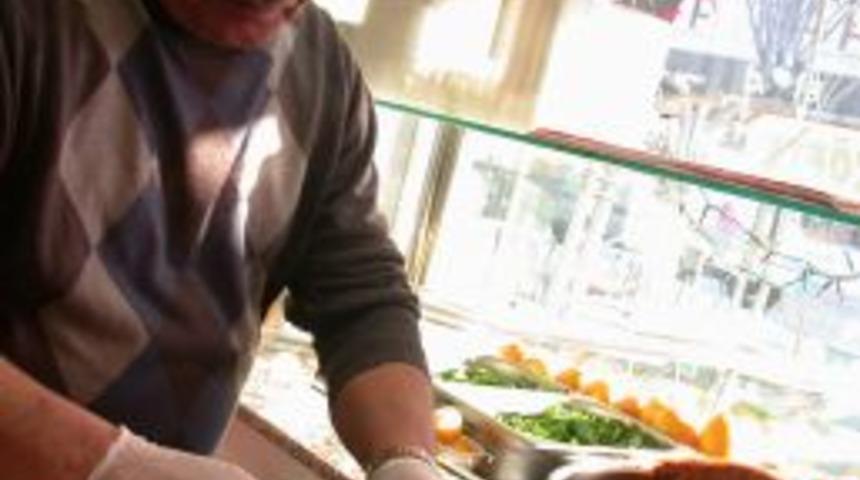 "Kenan Evren radyodan konuşunca işkence duruyordu"